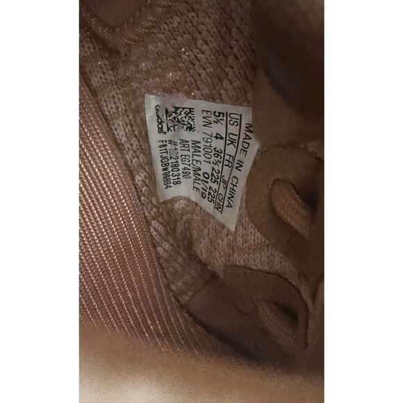 Adidas x Yeezy Men\'s Boost 350 V2 Light Active Athletic Sneakers Clay Size 5.5